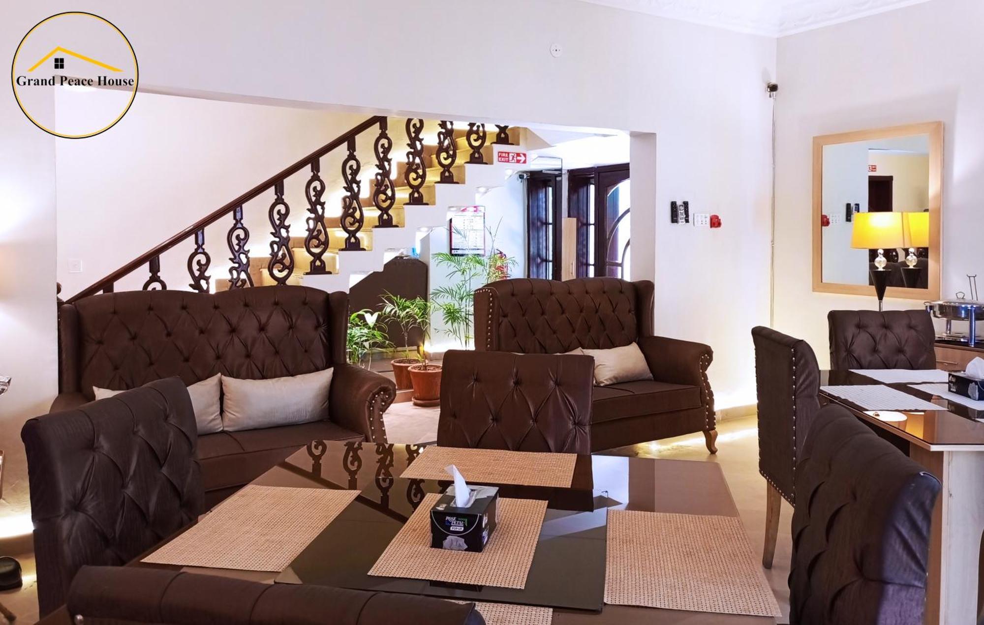 Grand Peace House I Bed & Breakfast Islamabad Luaran gambar