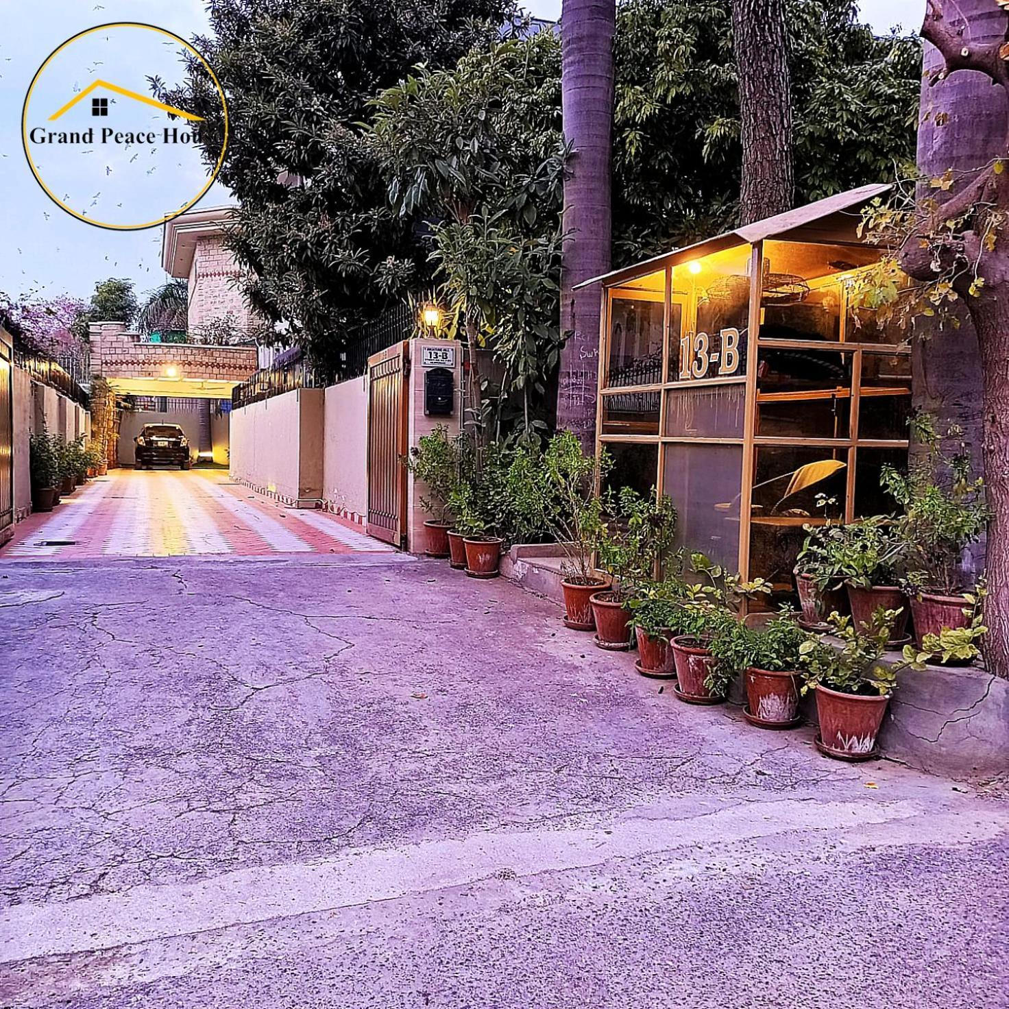 Grand Peace House I Bed & Breakfast Islamabad Luaran gambar
