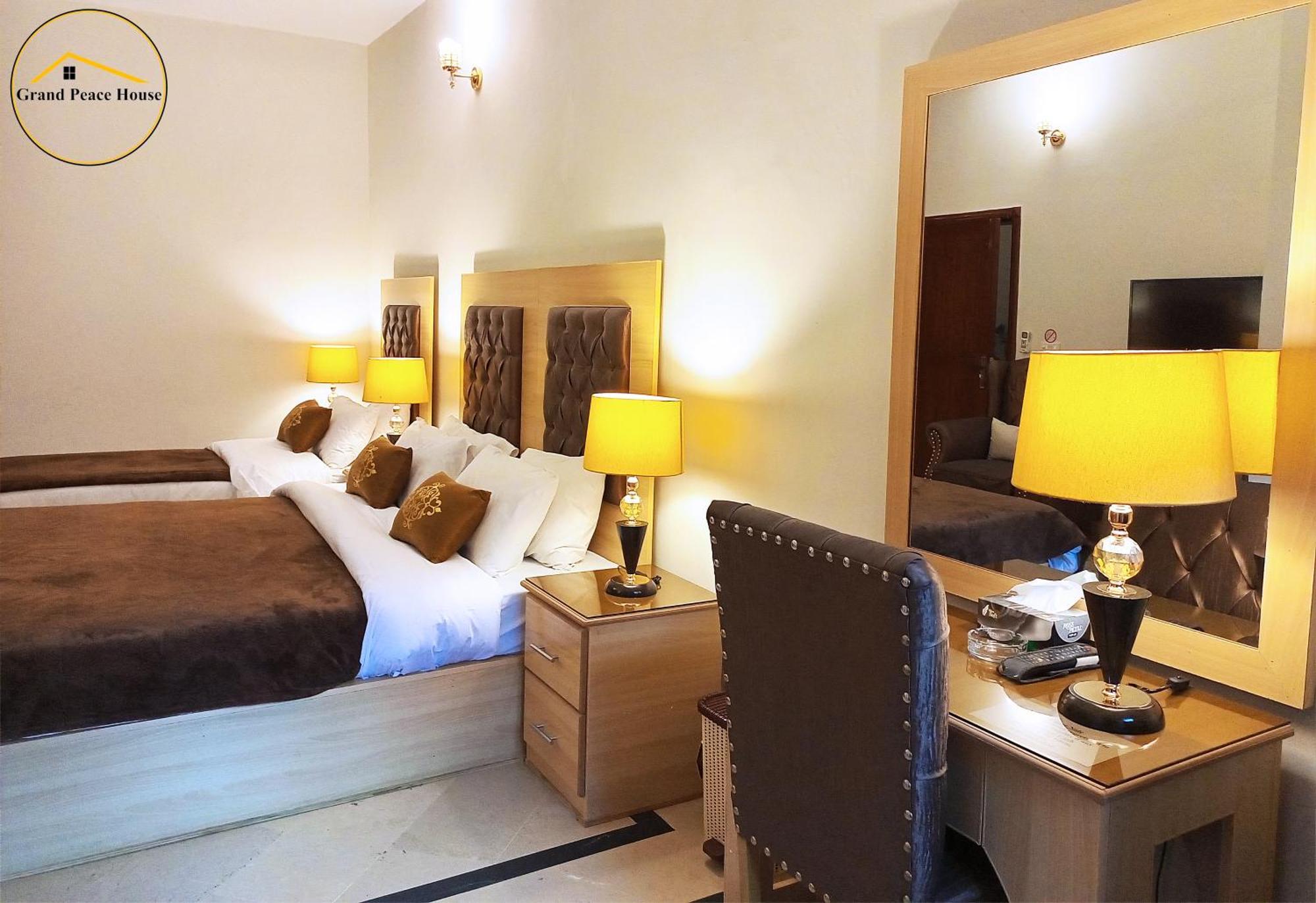 Grand Peace House I Bed & Breakfast Islamabad Luaran gambar