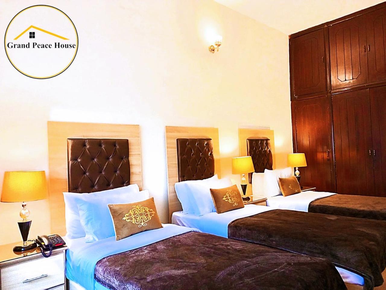 Grand Peace House I Bed & Breakfast Islamabad Luaran gambar